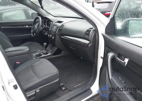 2013 Kia Sorento Lx z USA, uszkodzony, nr VIN 5XYKT3A65DG409986